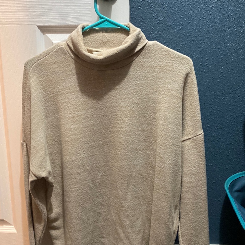 H&M cream turtleneck sweater